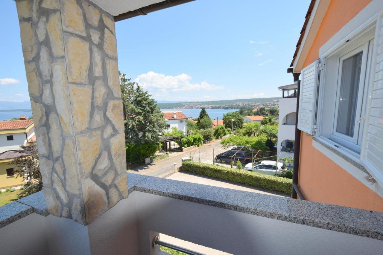 Apartments Gabrijel Malinska Eksteriør bilde